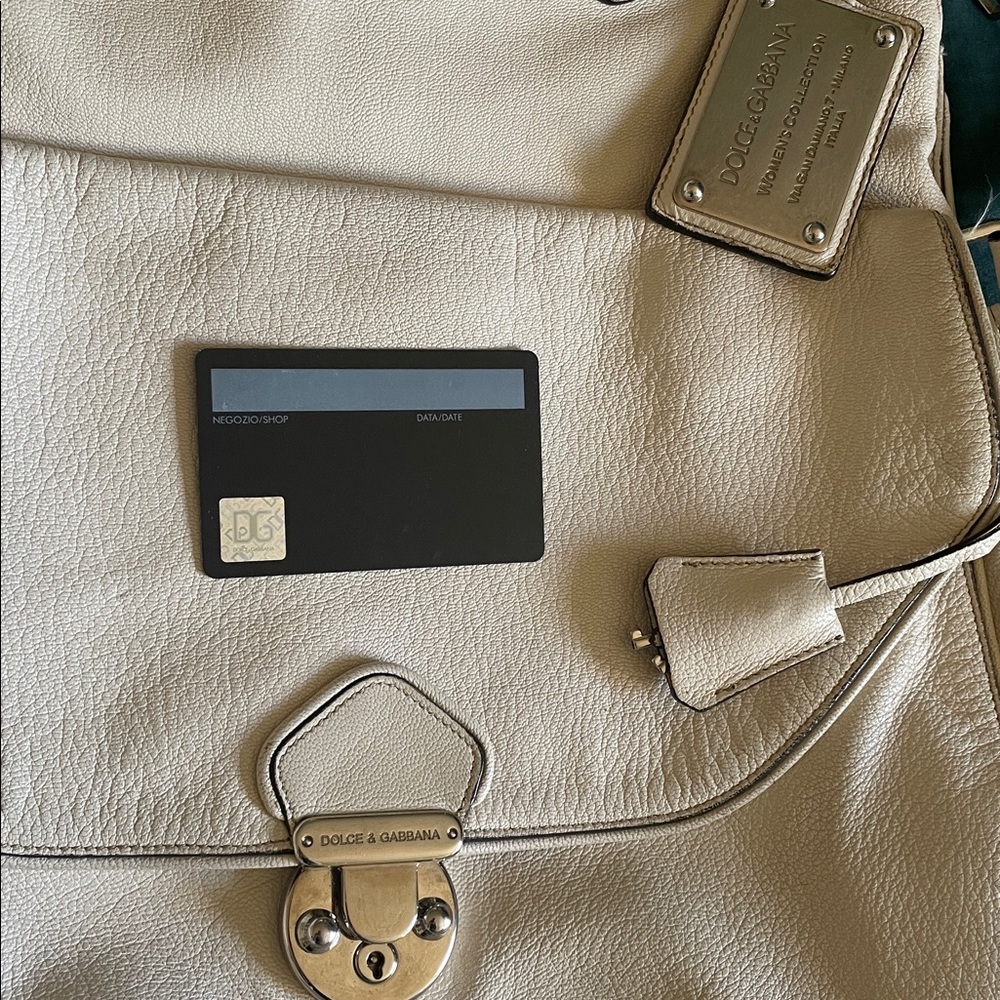 Dolce & Gabbana Miss Catch cream leather bag - Picture 14 of 16